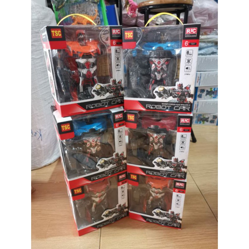 Mainan remot mobil RC mobil berubah robot transformer