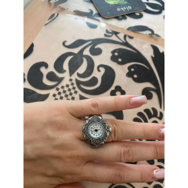 Cincin Jam wanita pria unik, Jam Jari analog hidup bonus batrai jam cadangan.