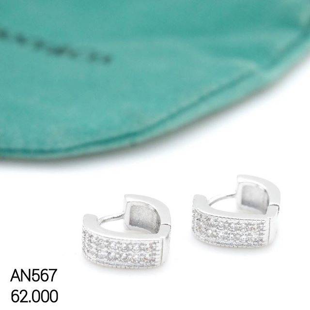 ANTING TIFFANY&CO FREE POUCH