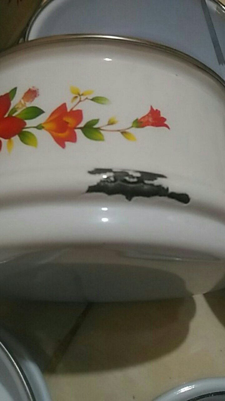 Rantang Enamel 16 Cm / 4 Susun