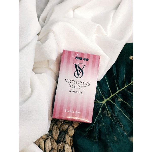 VICTORIA'S SECRET BOMBSHELL