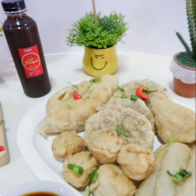 

Pempek campur