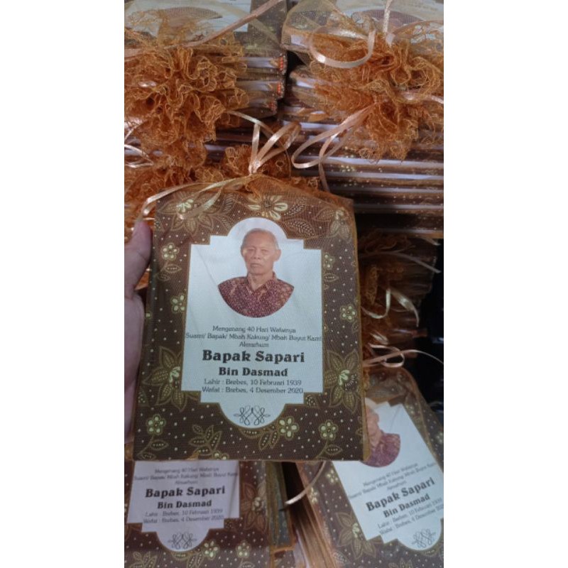 Buku Buku yasin Hardcover + tile pembungkus