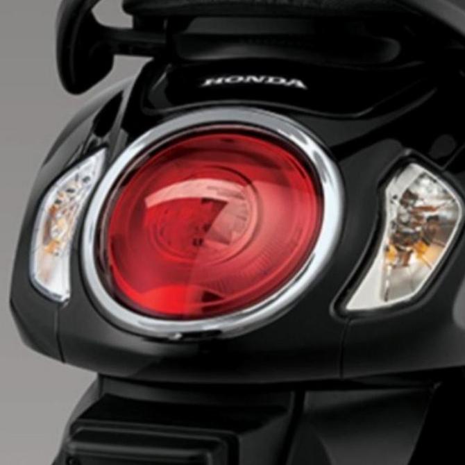 Garnis Lampu Belakang Tail Light Honda Scoopy 2021