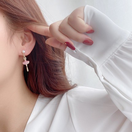 Anting Gantung Panjang Tusuk Gaya Korea Motif Penari Balet Aksen Rumbai Bahan Silver S925 Untuk Wanita