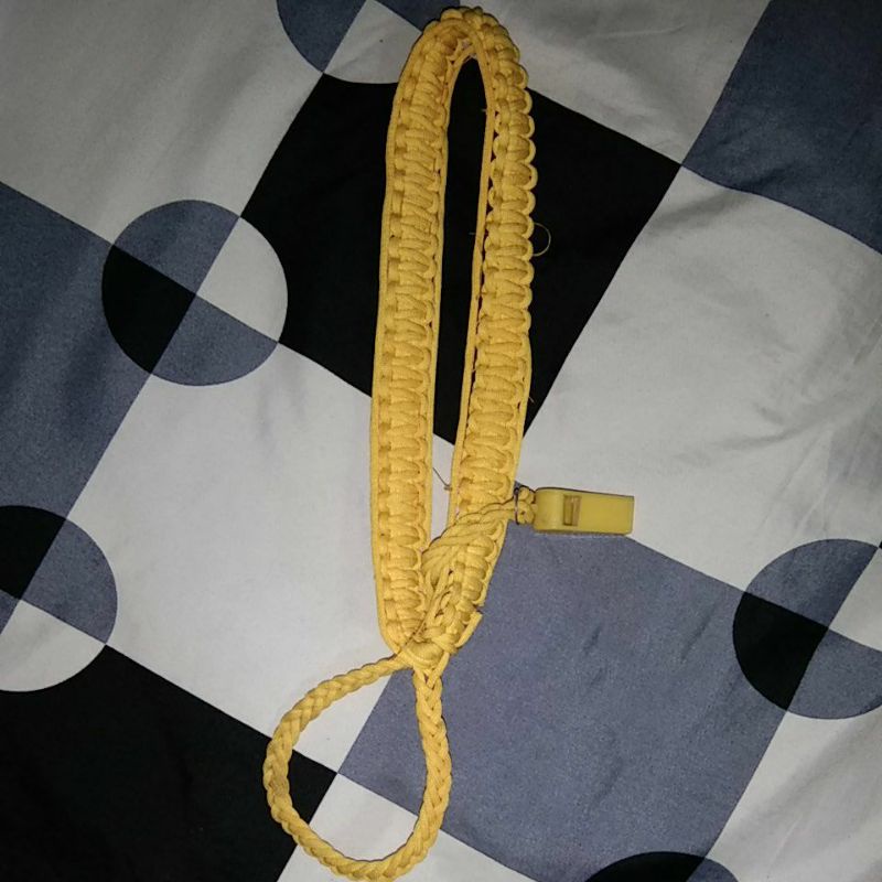 

Tali kur pramuka / Tali pramuka kuning