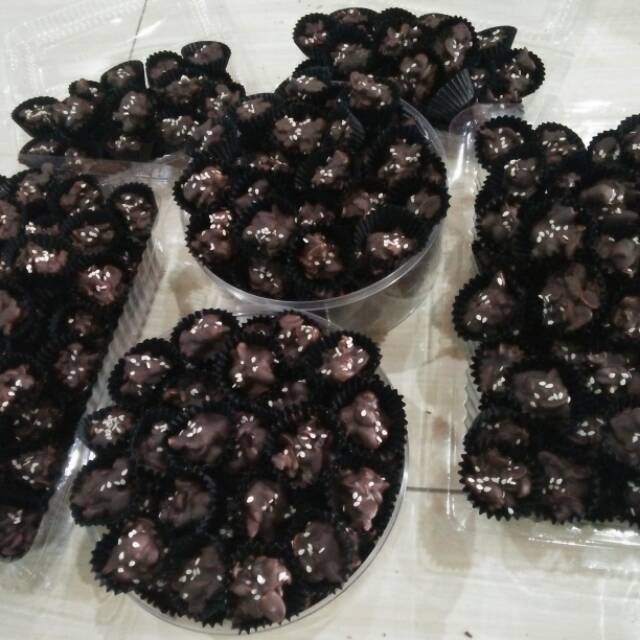 

Beng beng kacang wijen