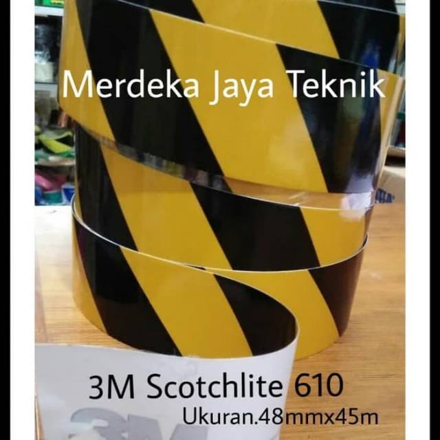 

Reflective 3M Tipe 610 Yellow-Black Stiker Scotchlite Nyalah Saat Terkena sinar lampu Di Mlm Hari 2