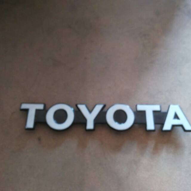 Emblem Toyota / Tulisan Toyota / Toyota