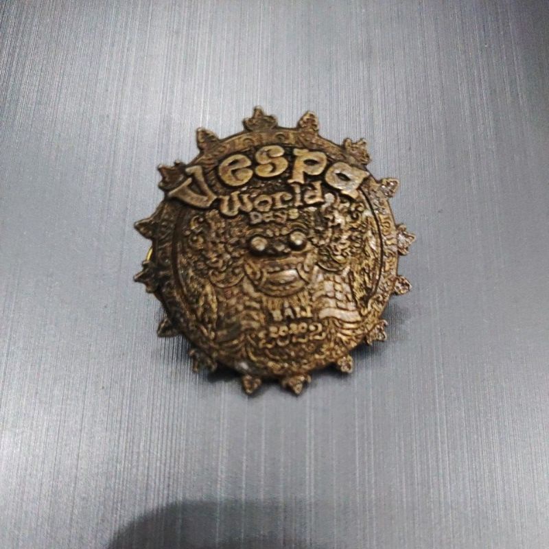 Pin Kuningan Vespa World Day (VWD) 2022