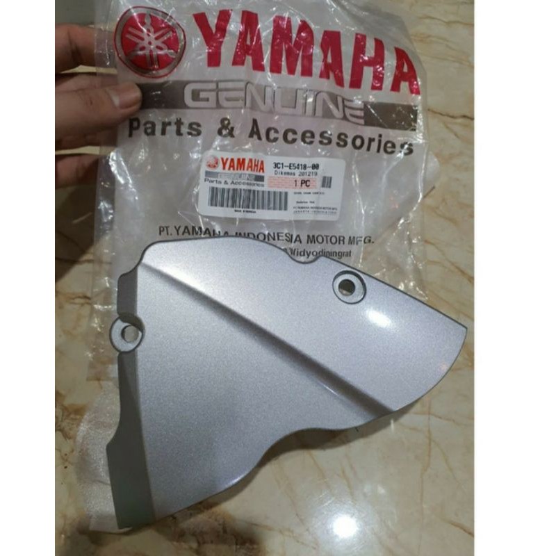 TUTUP GIR GEAR DEPAN VIXION OLD LAMA NVL ASLI ORI YAMAHA 3C1 E5418 00