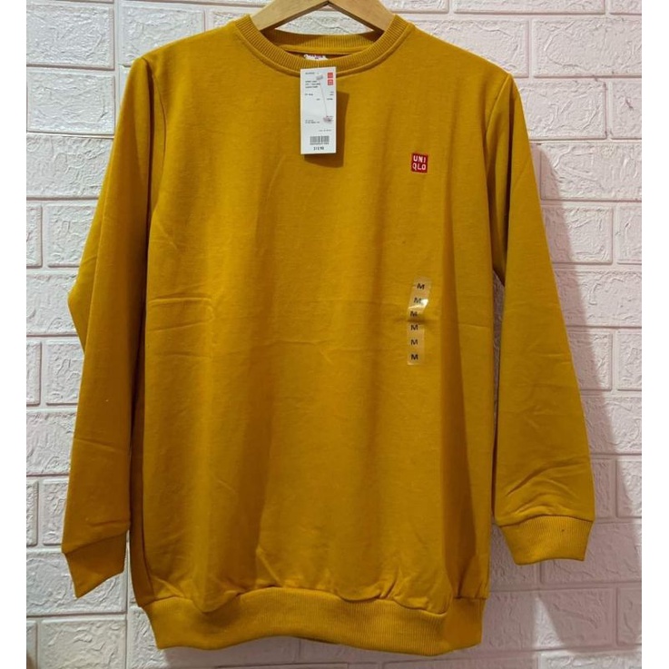 SWEATER UNIQLO UNiSEX-Mustard