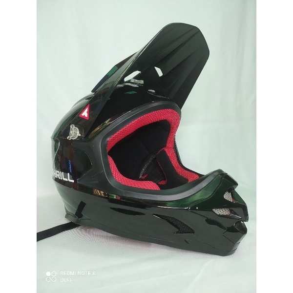helm thrill fullface bukan 661 Sixsixone
