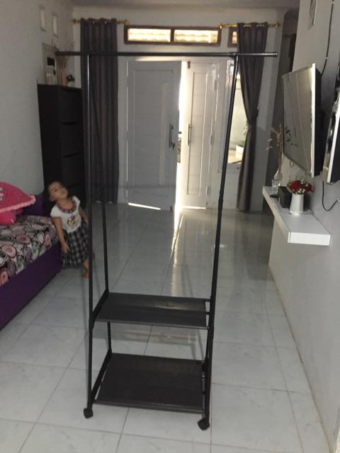 Radysa Triangle Stand Hanger / Tempat Gantungan Baju Minimalis
