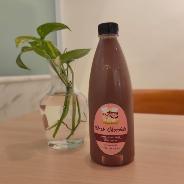 

Minuman Fresh Milk Pudding Varian Dark Chocolate