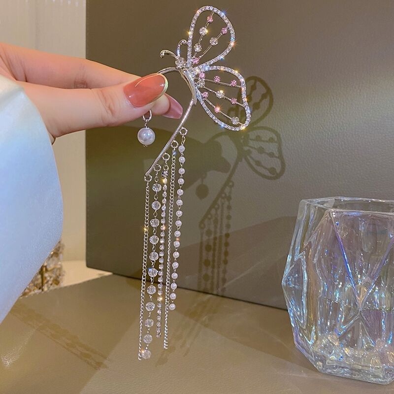 17km Anting Klip Wanita Bentuk Hati / Kupu-Kupu / Daun / Pita Hias Kristal Elegan-2
