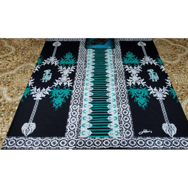 Sarung Batik Azzahir Syubbanul Muslimin