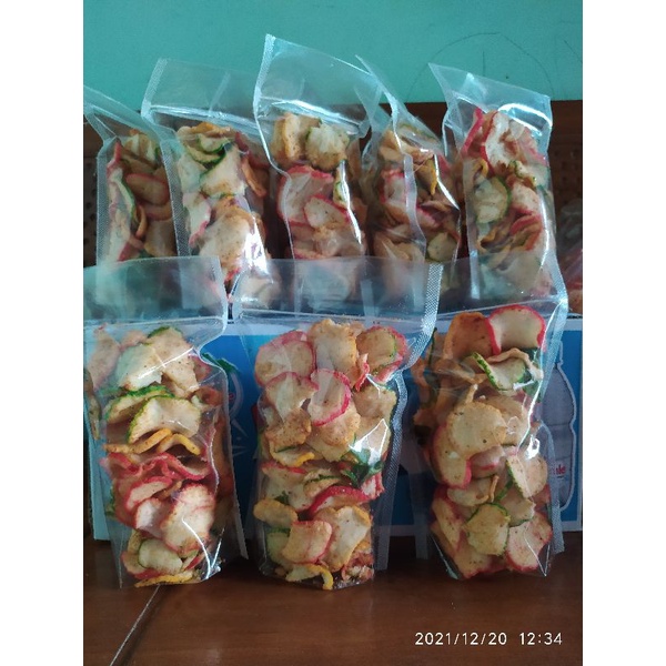 

kerupuk seblak/seblak kering 100gr