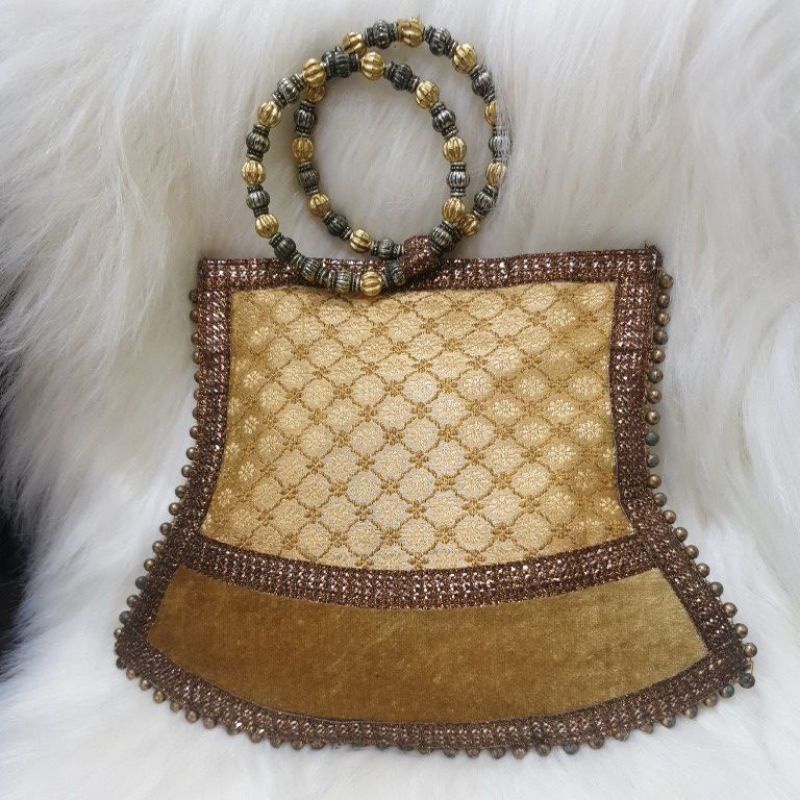 DOMPET ETNIK PRELOVED