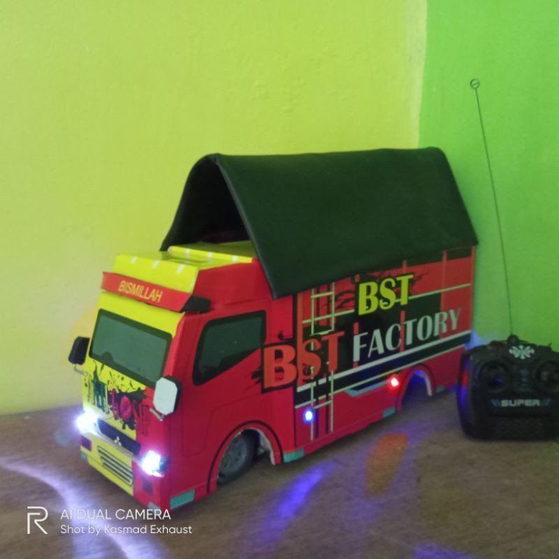 miniatur truk anti gosip