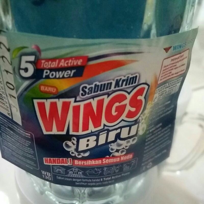 Sabun krim Wings biru kemasan gelas  kaca ecxlusif 745gr