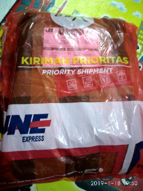 Walldecor Murah Kaligrafi  Ayat Kursi Allah Muhammad / Bahan  Kayu  / 1 Set  Isi 3 Pcs / Monstera