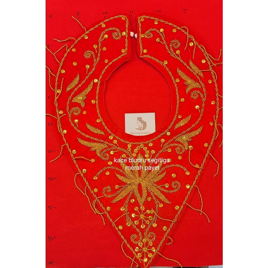 Hiasan Kace Leher Kreasi Tradisioal Tarian dan Karnaval