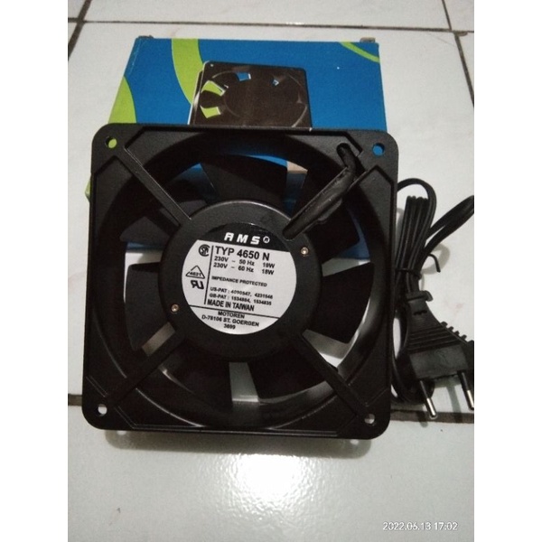 Fan AC AMS 12CM AC 220V ball bearing MADE IN TAIWAN