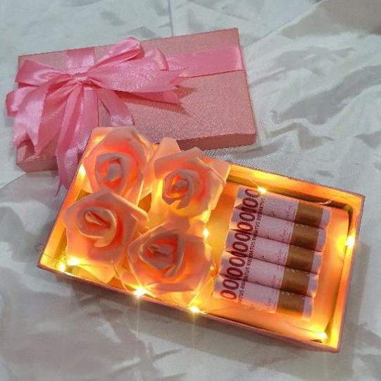 Box valentine / bloom box / box uang / box bunga / kado valentine / money bloom box