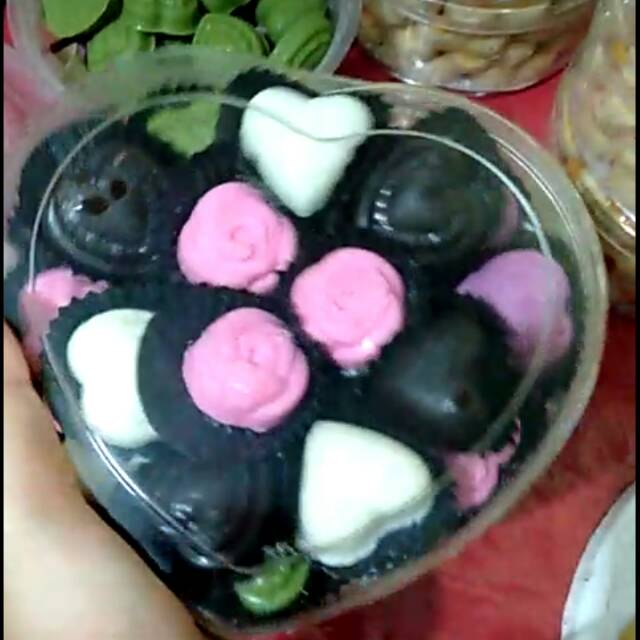 

Coklat Pelangi