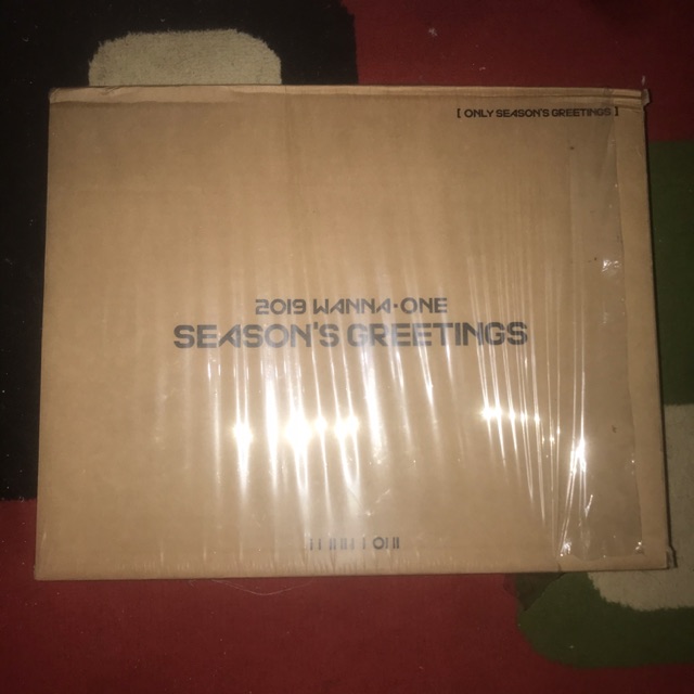 WANNA-ONE Season’s greetings 2019