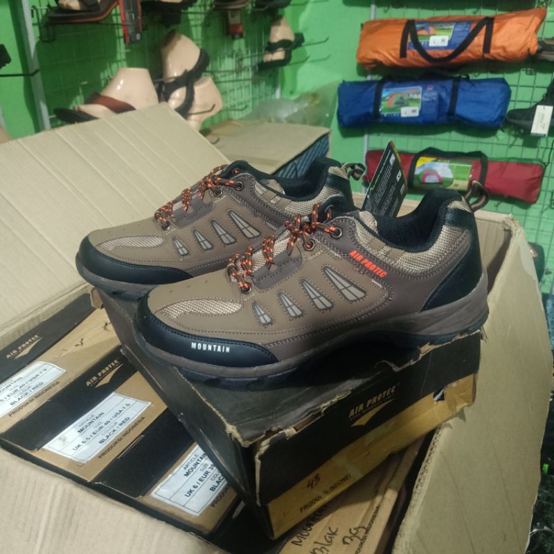 Sepatu airprotec mountain sepatu outdoor air protec sepatu hiking waterproof