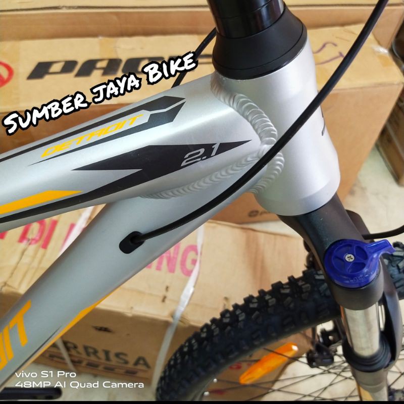 Sepeda Gunung MTB 27.5 Inch UNITED DETROIT 2.1