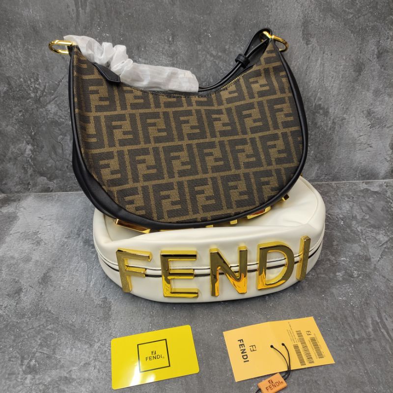 Fendigraphy Shoulder Hobo Bag/Fendi Halfmoon