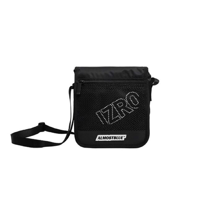 IZRO MINI BAG CHANYEOL / SEHUN
