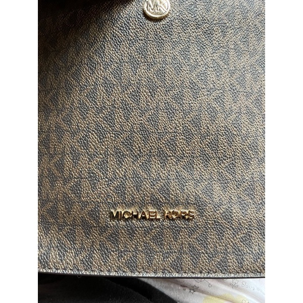 MK Briley Signature Brown