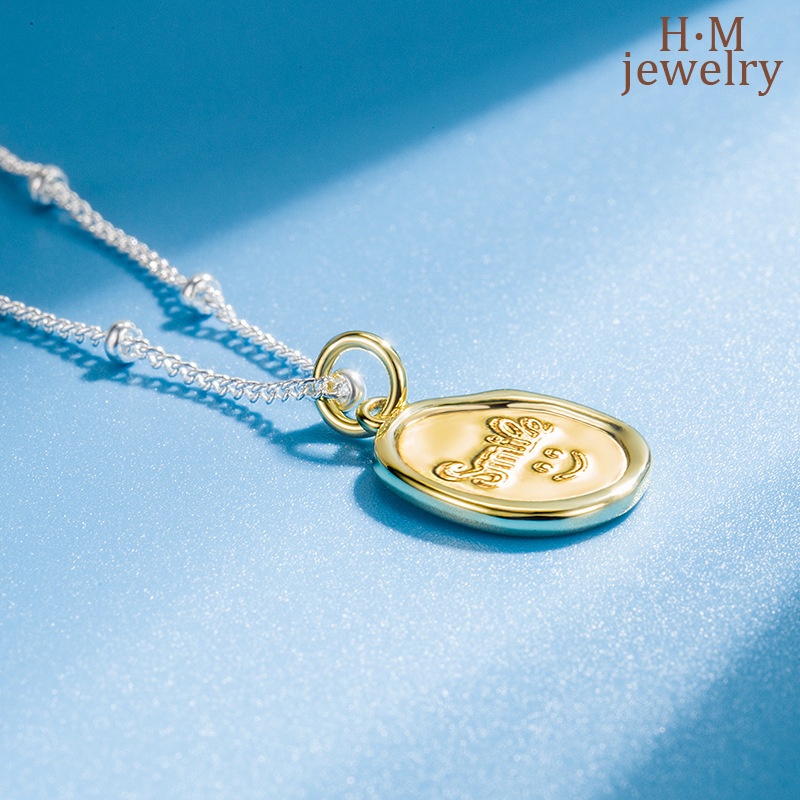 Kalung Rantai Liontin Oval Motif Smiley Face Warna Emassilver Untuk Wanita