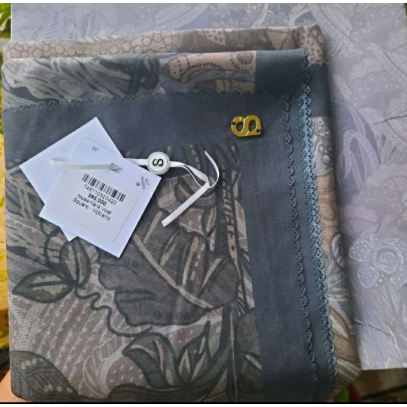 Buttonscarves preloved Nusantara volcano lengkap