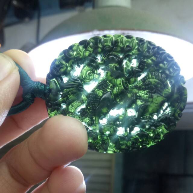 Kalung black jade