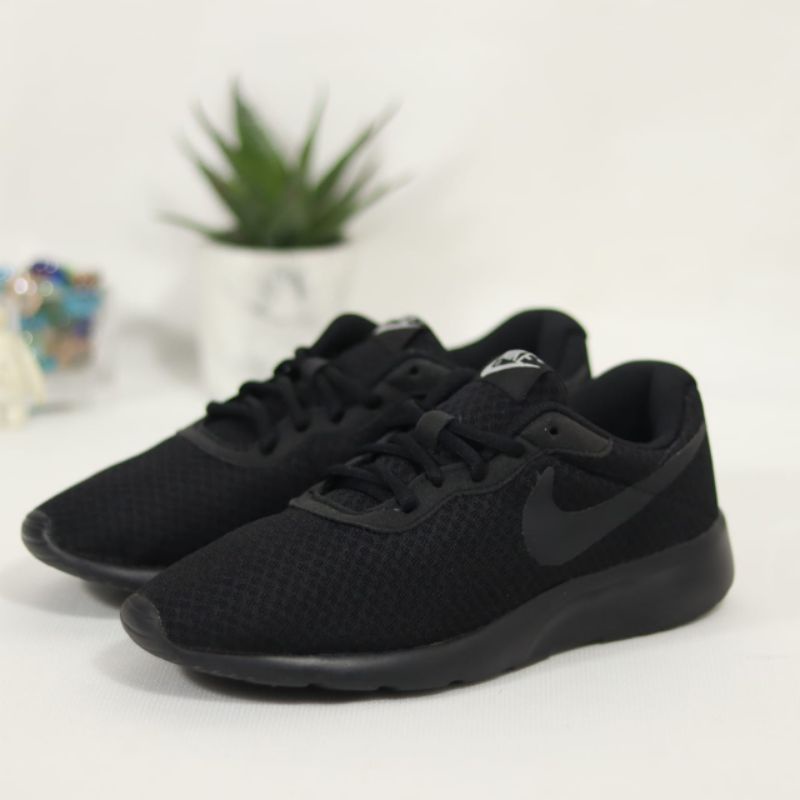 tanjun mens nike