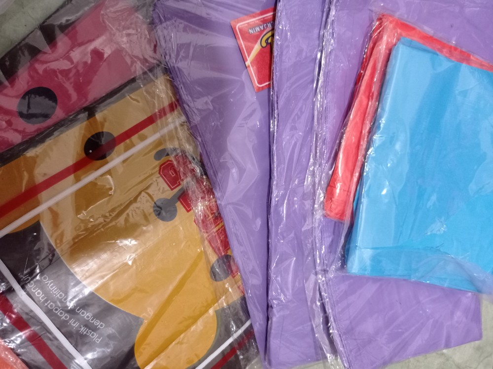 Kantong Plastik Hd Oval Teddy Bear (pegangan Tengah) Uk 30 Cm (1 Pack)