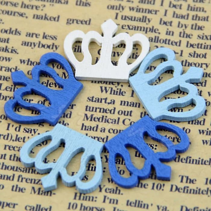 Wooden Mini Crown (10pcs)