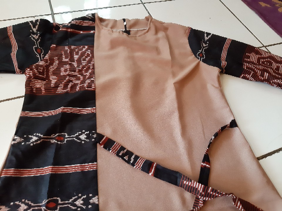 Batik Dolby Dolbi Dobby Doby Tenun Sutra Tulis Katun Atbm Baron Atasan Batik Wanita Sogan Srg308