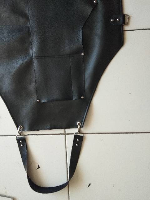 Apron leather black l