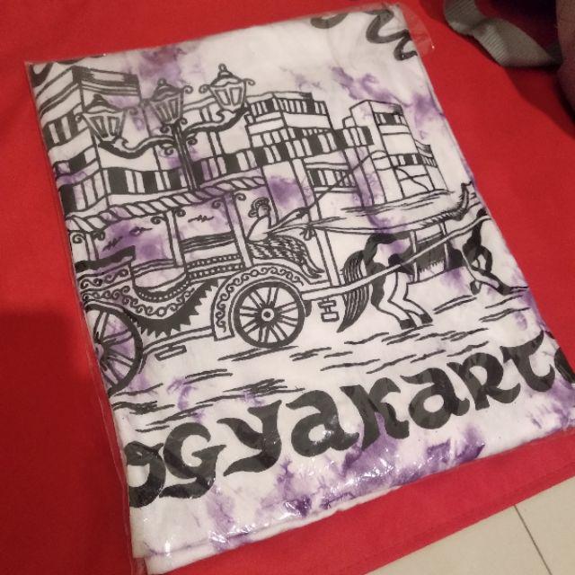 Kaos Batik Kaos Barong Kaos Oblong Kaos Santai Kaos Oleh Oleh Khas Jogja