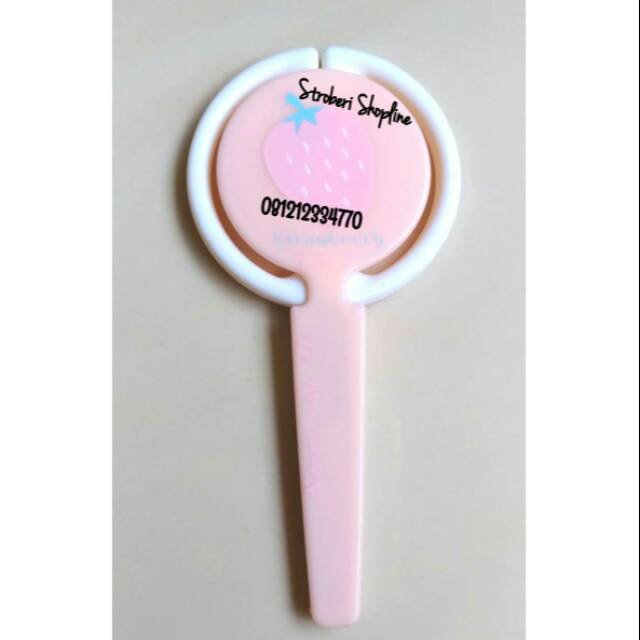 

Gunting Strawberry