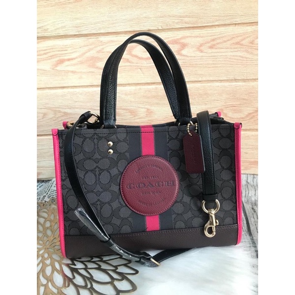 Tas Coach original - Coach dempsey carryall with patches in signature black