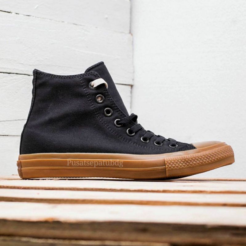 Converse Chuck Taylor High Black Gum