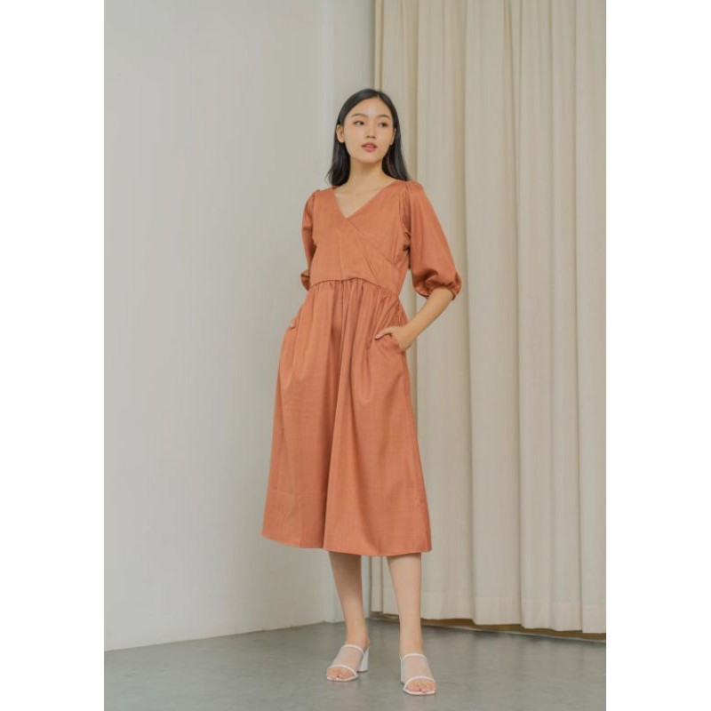 CLARYN THE LABEL
YUA DRESS SOFT BRICK

