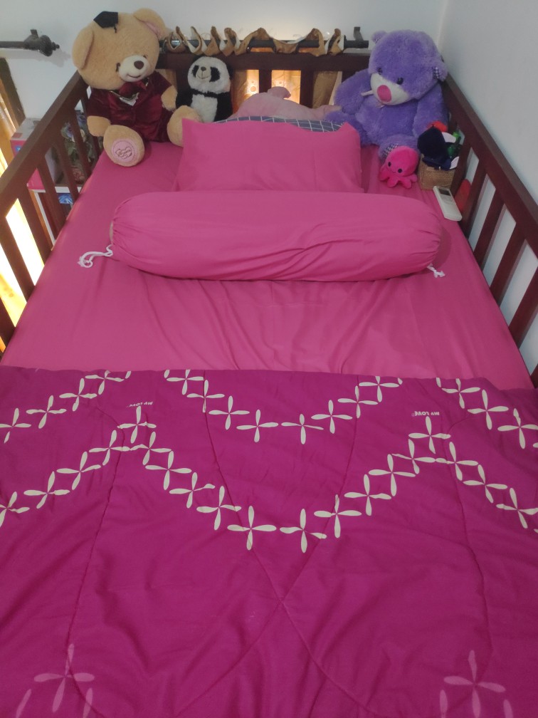 Sprei Aesthetic Pastel Fuschia / Pink Fanta - Goodiy Craft